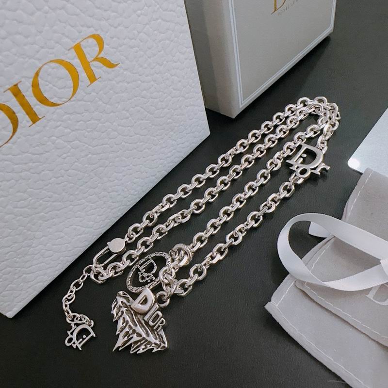 Dior Necklace 05lyr467